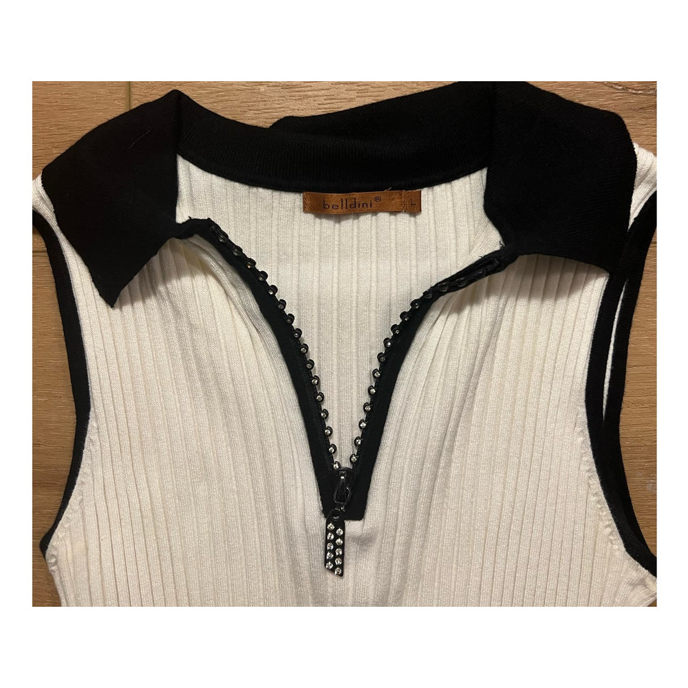 Collard Ribbed Slim Fit Top - Picture 3 of 4